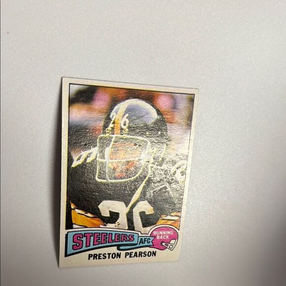 Topps Trading Card - Black and Yellow of Preston Pearson 1975 mint condition - Picture 3 of 4